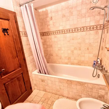 Loverbier With Pool In Building, Steps To Place * ヴェルビエール