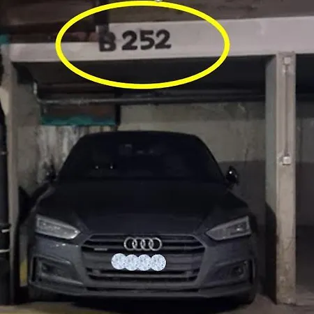 Loverbier - Pool, Parking, Location! *