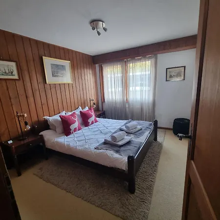 Daire Loverbier - Pool, Parking, Location! *